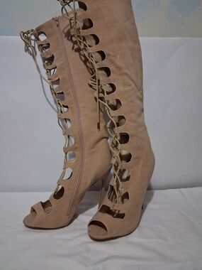 Shoe Republic LA Mirren Suede Lace-Up Knee High Peep Toe Boots Size 8